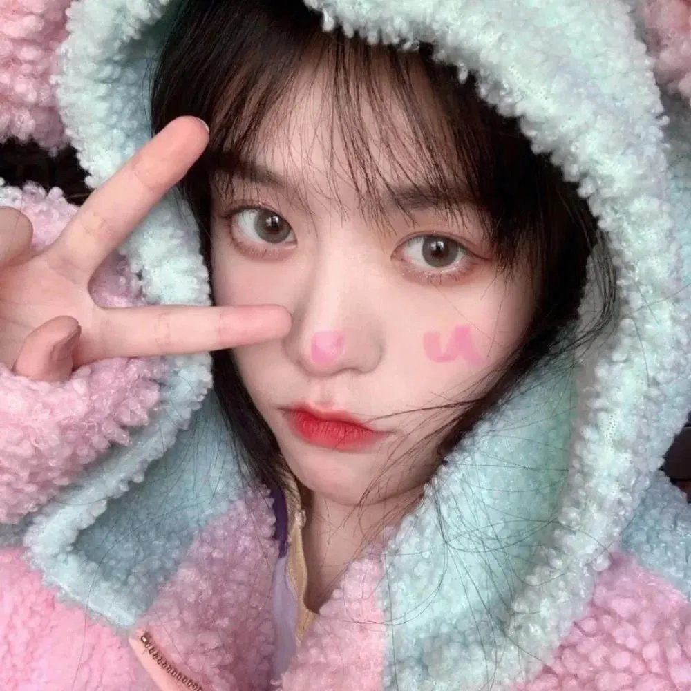 穿着旗袍的女孩